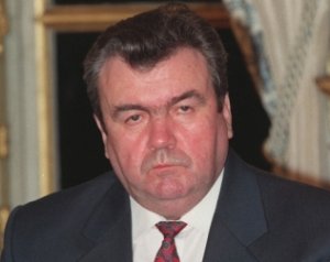 Изменение Конституции Парламентом, июль 2000-го