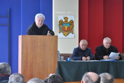 В повестке дня — не праздные вопросы