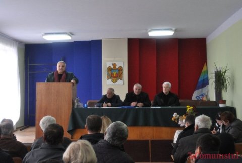 Pe ordinea de zi — probleme deloc efemere