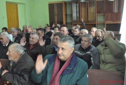 Pe ordinea de zi — probleme deloc efemere