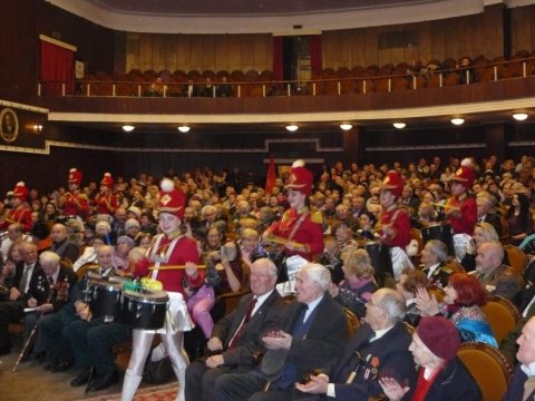 К 100-летию Советской армии и ВМФ