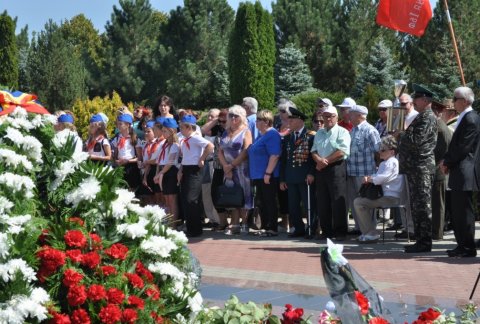 ПКРМ со всей Молдовой празднует День Освобождения (Фото. Часть II) ПКРМ со всей Молдовой празднует День Освобождения (Фото. Часть II)