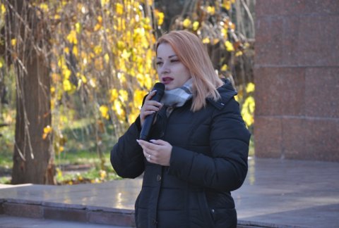 Lumina de nestins a lui Octombrie