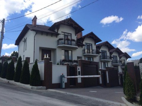 Luxul deputaților! Cum s-au îmbogății unii parlamentari pe durata celor patru ani de mandat