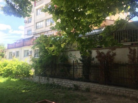 Luxul deputaților! Cum s-au îmbogății unii parlamentari pe durata celor patru ani de mandat