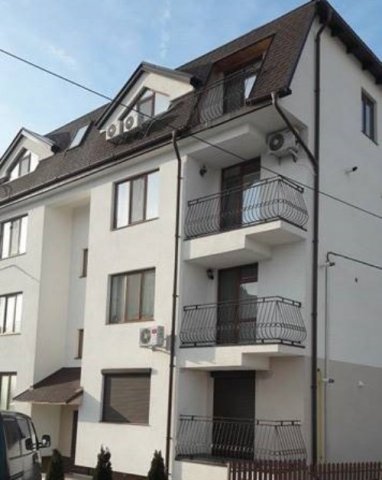 Luxul deputaților! Cum s-au îmbogății unii parlamentari pe durata celor patru ani de mandat