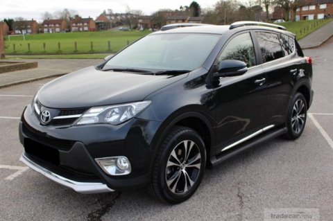 Luxul deputaților! Cum s-au îmbogății unii parlamentari pe durata celor patru ani de mandat