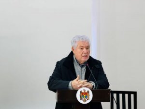 Пора научиться отличать правду от лжи