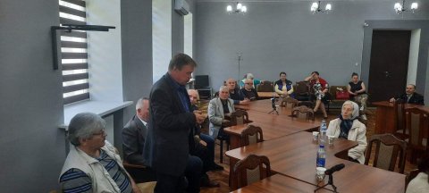 Лицом к лицу с гражданами