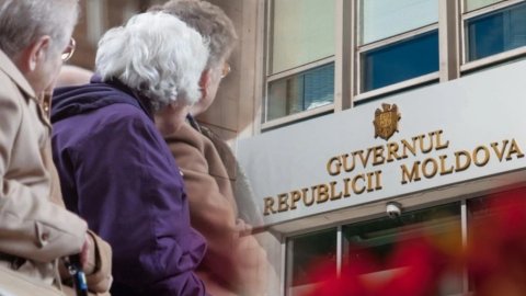 Премьер признал, что пенсионеры - не в приоритете у нынешнего правительства: Вместо поддержки граждан Молдовы - рост цен и кредиты