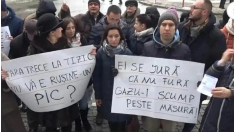 Пока Майя Санду и ПАС рвались к власти, то считали, что газ по 4,6 лея слишком дорог: Сегодня всех, кто возмущается, что куб стоит почти 30 леев, мигом окрестят 