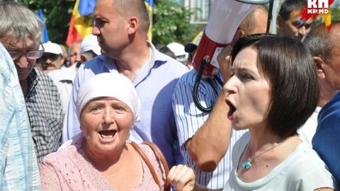 Кто дон Карлеоне в сегодняшней Молдове: "Ты раболепствуешь, лебезишь передо мной. Но делаешь это без уважения..."