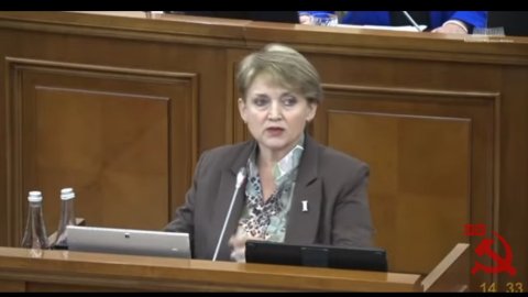 ДЕПУТАТ-КОММУНИСТ ИНГА СИБОВА: 